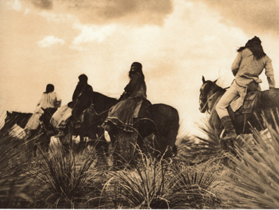 THE STORM – APACHE EDWARD CURTIS NORTH AMERICAN INDIAN PHOTO